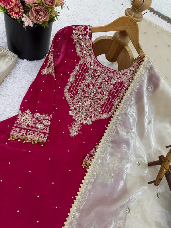 Pink_9000Velvet_Kurti_Plazzo_For_Women