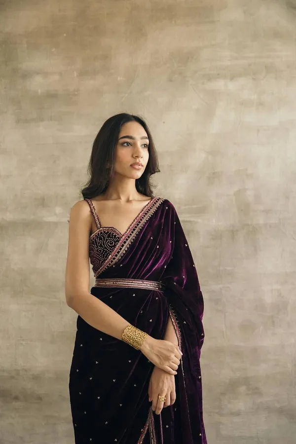 Purple_Purple_Velvet_Embroidered_Bollywood_Saree_For_Women