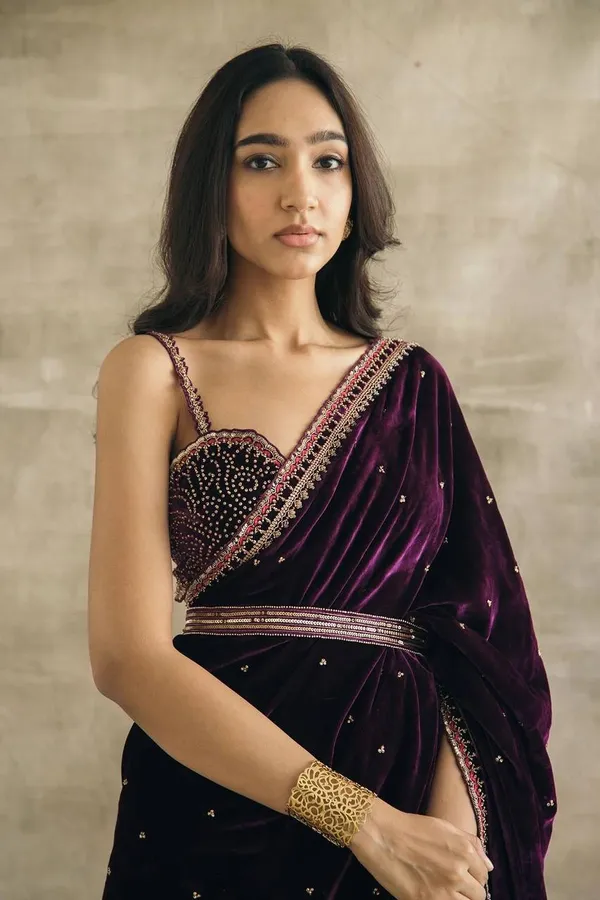 Purple_Purple_Velvet_Embroidered_Bollywood_Saree_For_Women