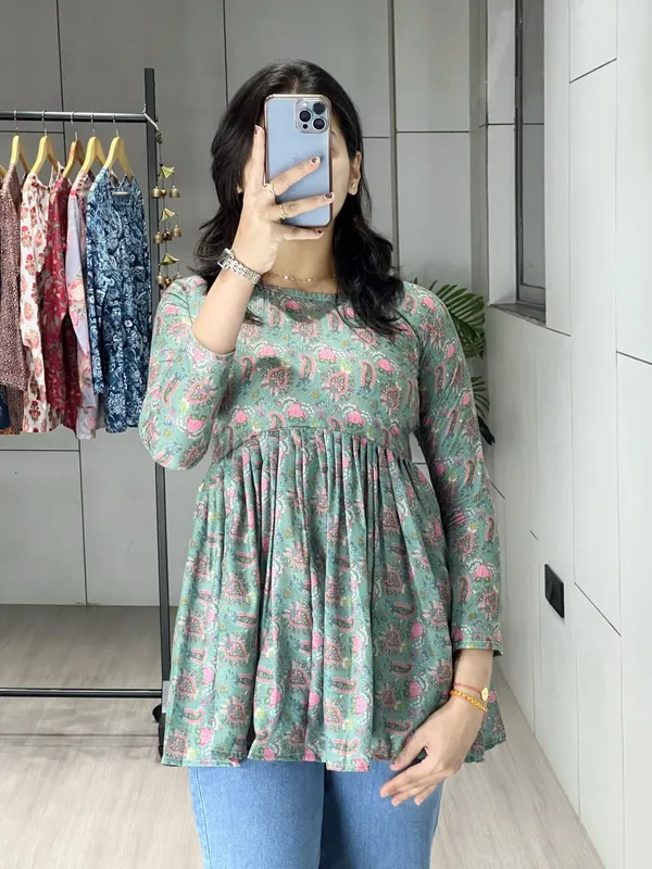 Brown_Trendy_Floral_Short_Kurti_For_Women
