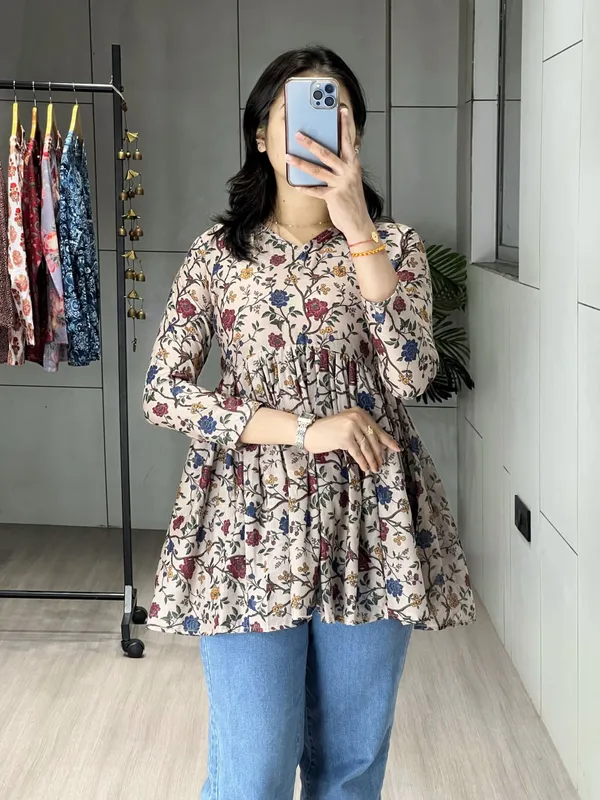 Cream_Trendy_Floral_Short_Kurti_For_Women