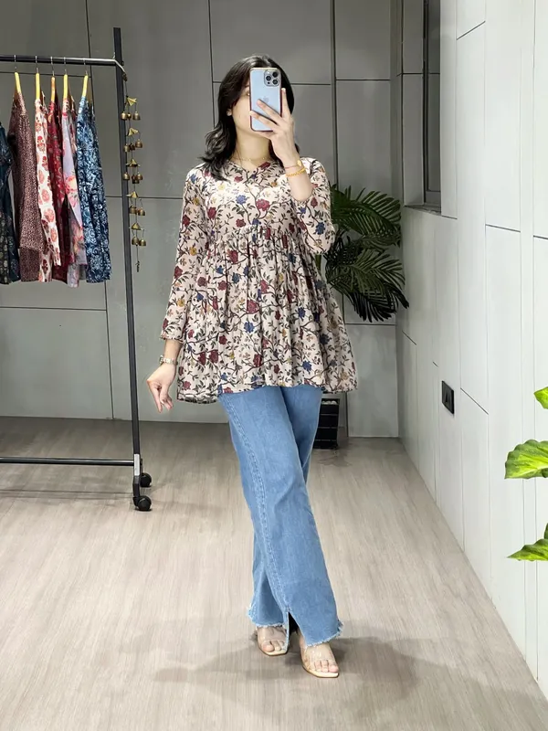 Cream_Trendy_Floral_Short_Kurti_For_Women