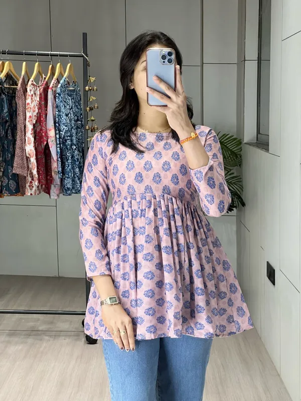 Pink_Trendy_Floral_Short_Kurti_For_Women