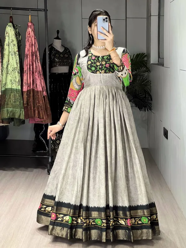 Grey_Graceful_Kalamkari_Silk_Gown_With_Jacquard_Patta_For_Women