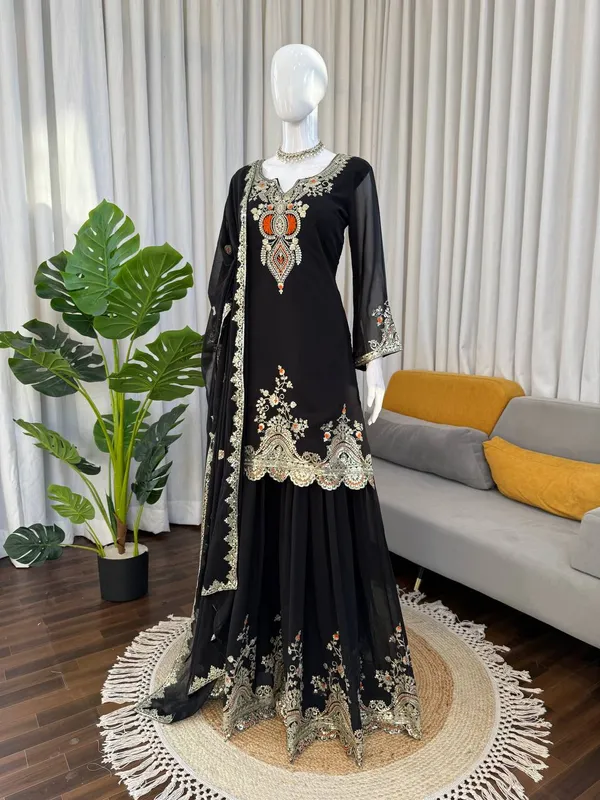 Black_Pakistani_Embroidered_Sequence_Work_Salwar_Kameez_For_Women