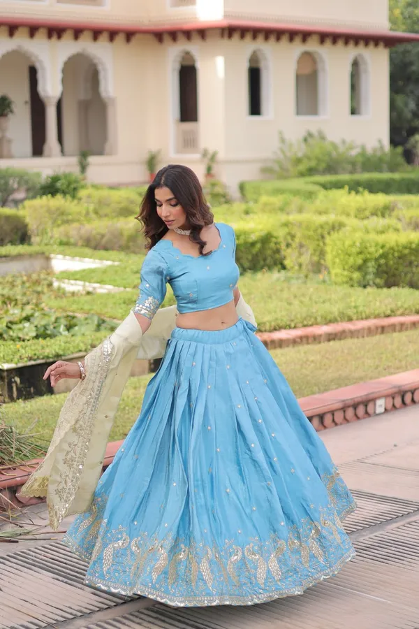 Blue_Goldcrush_Gowns_For_Women