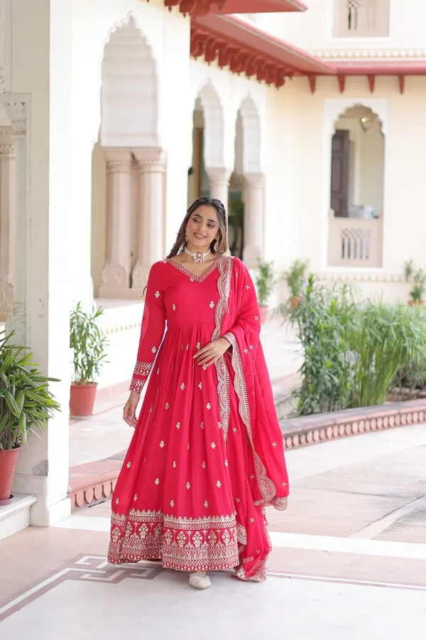Rani_Vichitrasilk_Gowns_For_Women