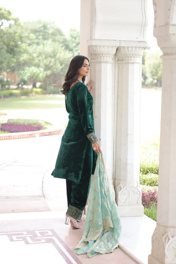 Green_Chinnonsilk_Kurti_Pant_For_Women