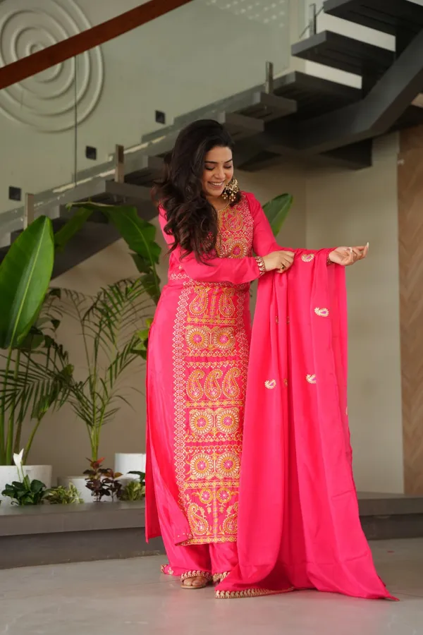 Pink_Romansilk_Kurti_Pant_For_Women