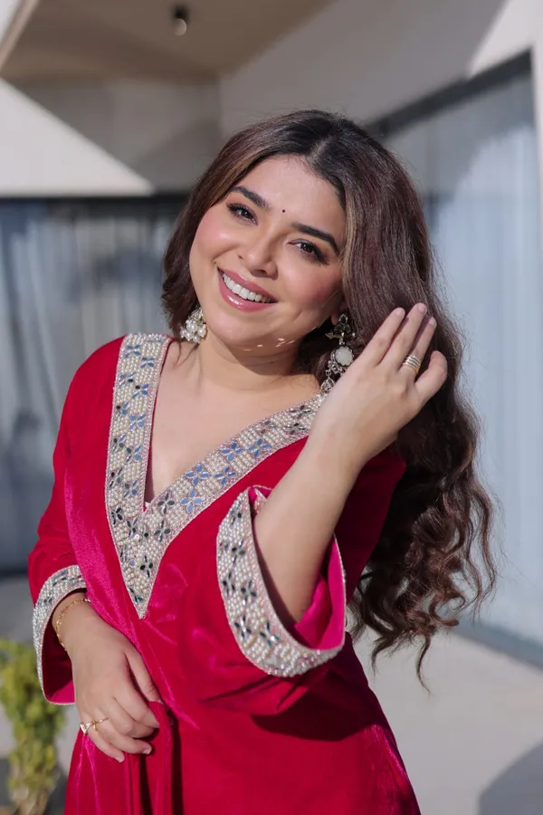 Red_Organzasilk_Kurti_Pant_For_Women