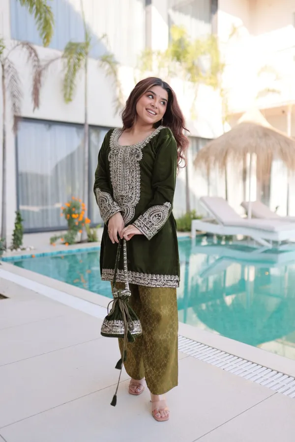 Green_Gmysilk_Kurti_Pant_For_Women