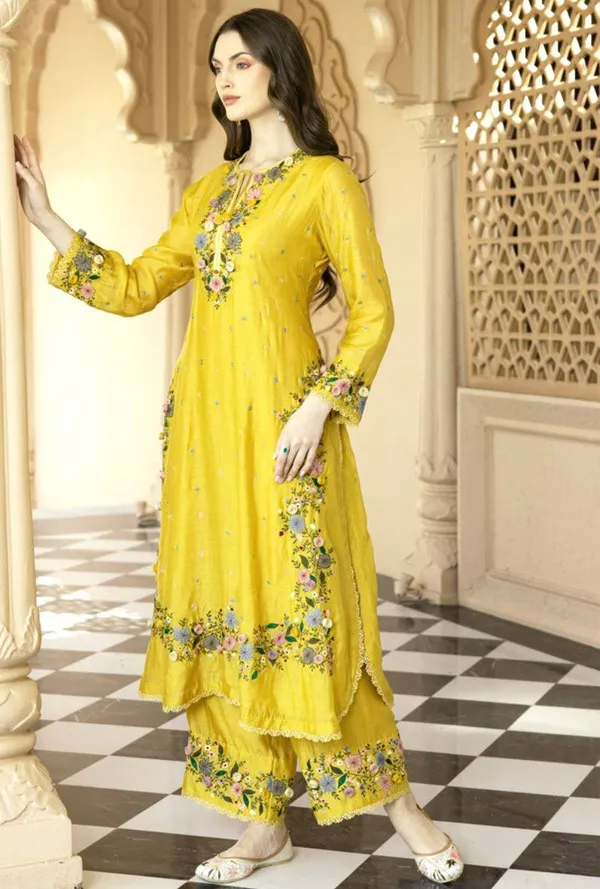 Yellow_Fauxgeorgette_Kurti_Plazzo_For_Women