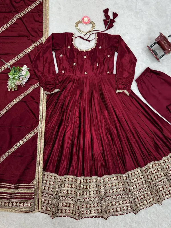 Maroon_Pakistani_Red_Embroidered_Salwar_Kameez_Set_For_Women