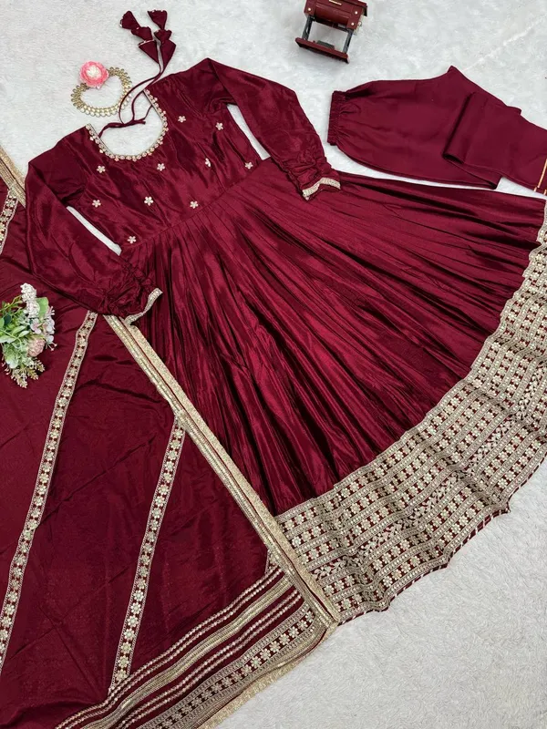 Maroon_Pakistani_Red_Embroidered_Salwar_Kameez_Set_For_Women