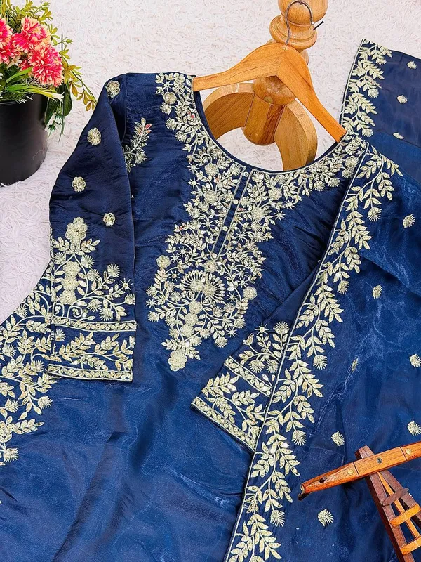 Blue_Fauxgeorgette_Kurti_Plazzo_For_Women