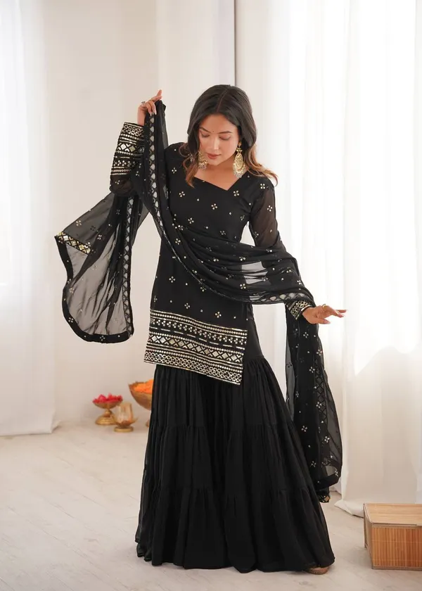 Black_Velvetsequins_Kurti_Plazzo_For_Women