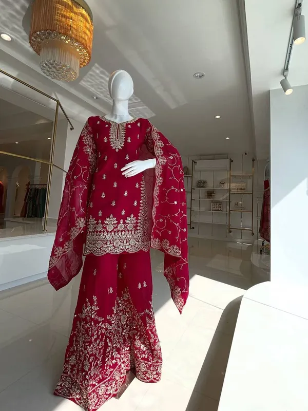 Red_9000Velvet_Kurti_Plazzo_For_Women