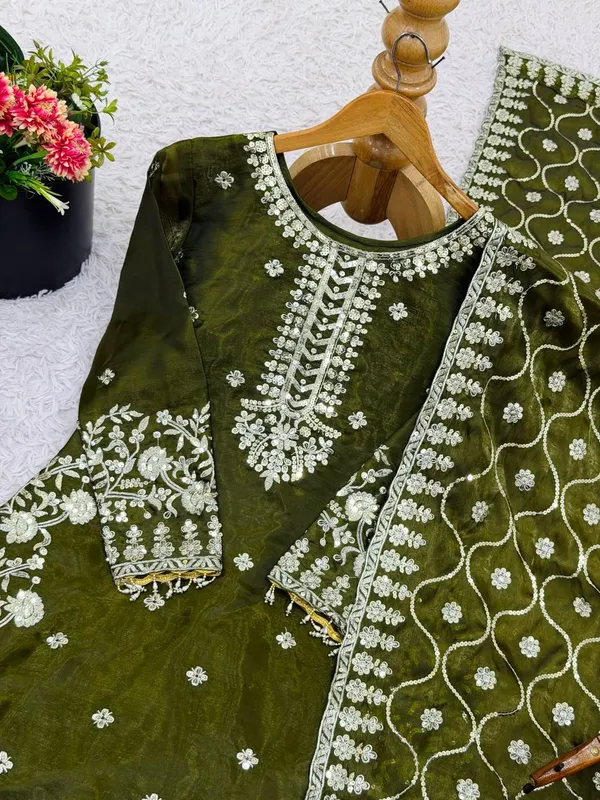 Green_Fauxgeorgette_Kurti_Pant_For_Women