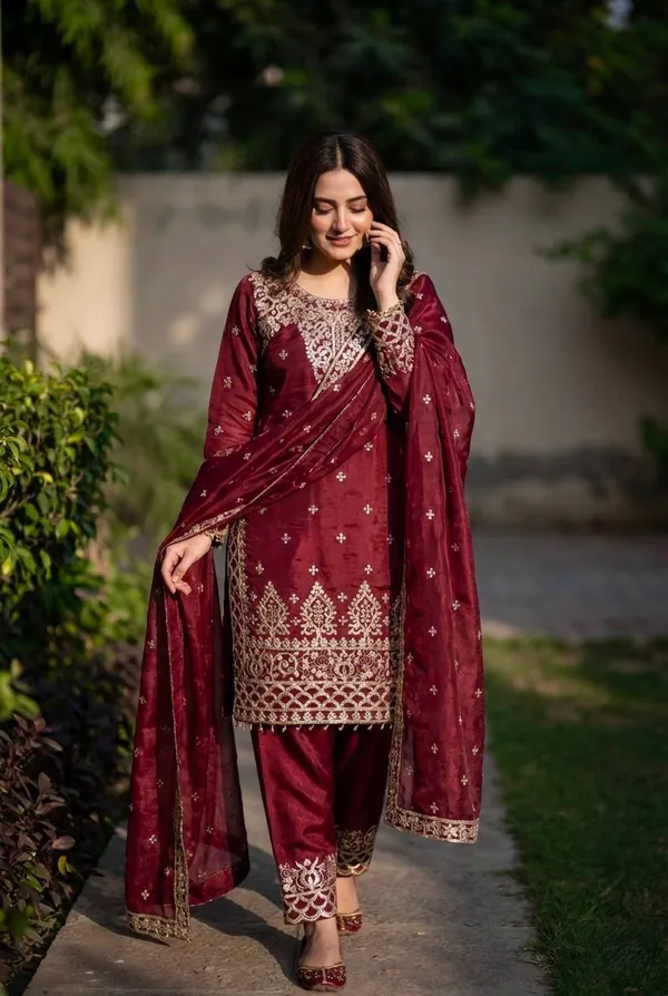 Maroon_Gmysilk_Kurti_Salwar_For_Women