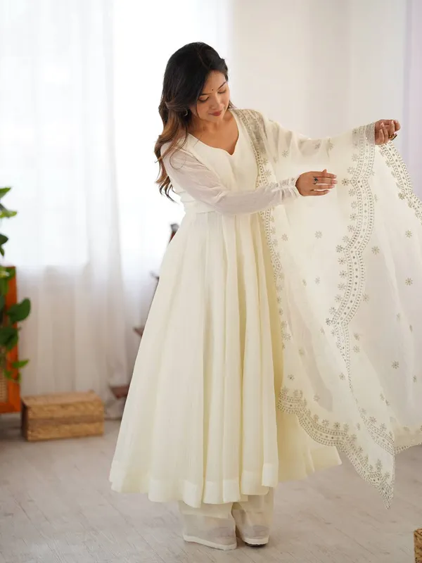 White_Heavy_Designer_Party_Wear_Gown_Dupatta_Set_For_Women