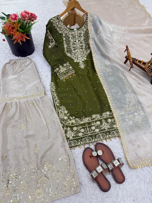 Green_9000Velvet_Kurti_Plazzo_For_Women