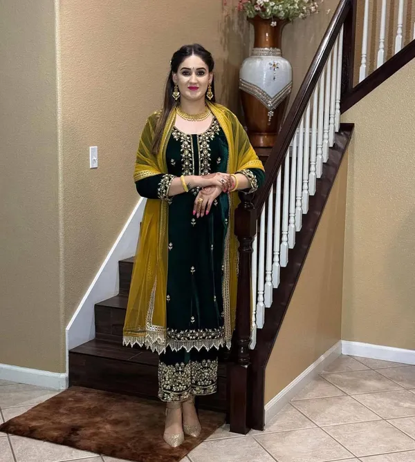 Green_Premium_Velvet_Dress_For_Women