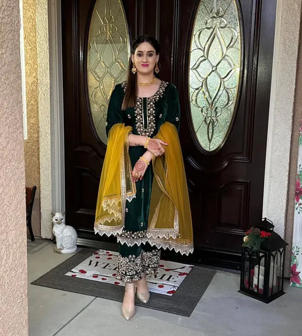 Green_Premium_Velvet_Dress_For_Women