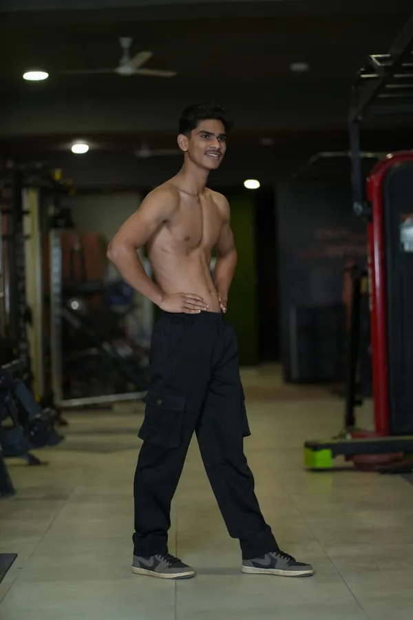 Black_Cargo_Cotton_Cargos_For_Men