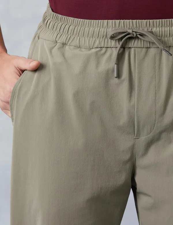 Amazon_Brand_Symbol_Men_S_Relaxed_Fit_Pleated_Athleisure_Trouser_Elasticated_Waistband_100_Polyester_Available_In_Plus_Sizes