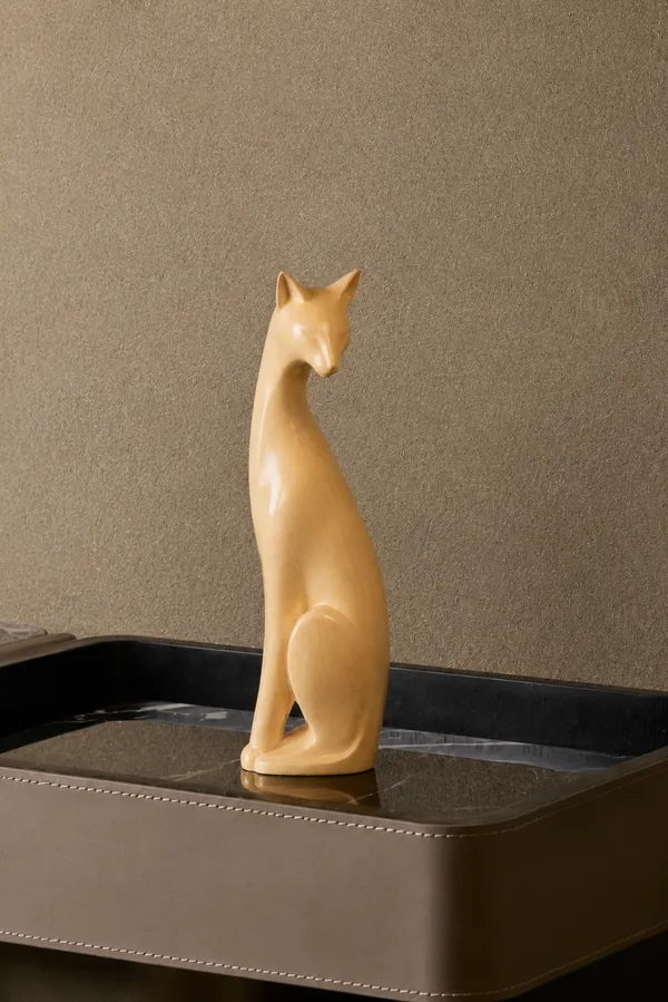 Koa_Cat_F_Cream_Beige_Maple_Luxury_Wooden_Sculptures_For_Home_Decor