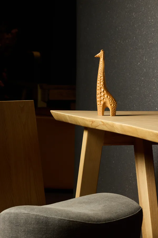 Twiggy_Giraffe_Pinkish_Brown_Steam_Beech_Luxury_Wooden_Sculptures_For_Home_Decor