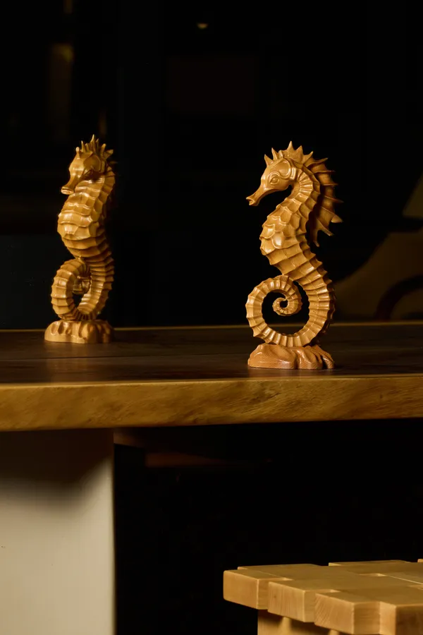 Coral_Seahorse_Pinkish_Brown_Steam_Beech_Luxury_Wooden_Sculptures_For_Home_Decor