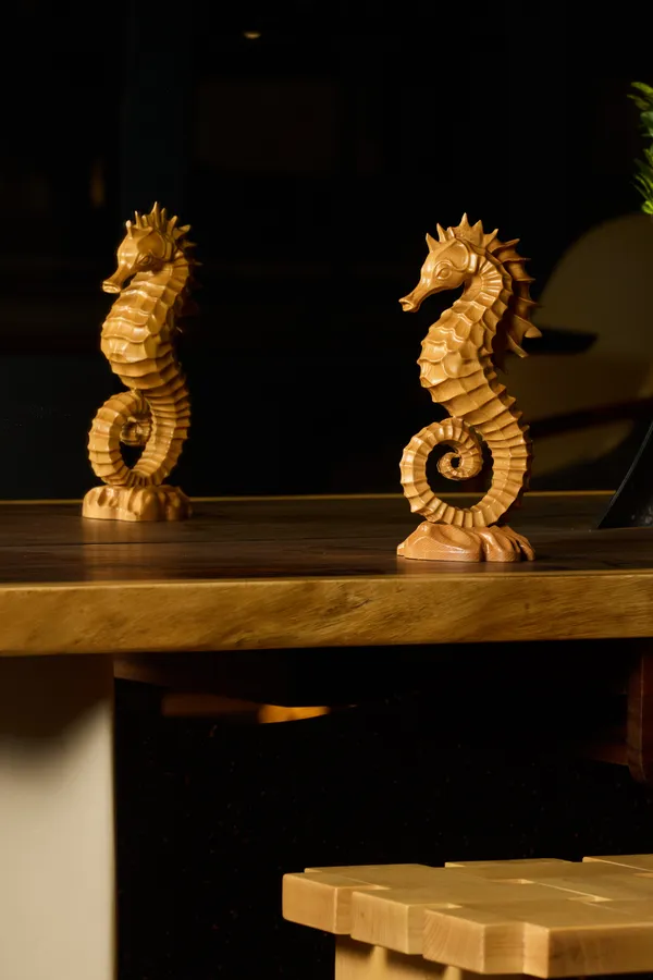 Coral_Seahorse_Pinkish_Brown_Steam_Beech_Luxury_Wooden_Sculptures_For_Home_Decor