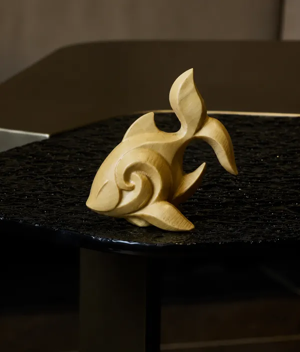 Marine_Flow_Small_Fish_Light_Yellow_Spruce_Wood_Luxury_Wooden_Sculptures_For_Home_Decor