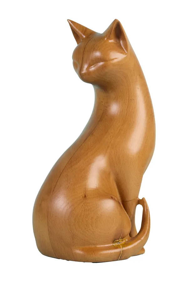 Luna_Cat_Pinkish_Brown_Steam_Beech_Luxury_Wooden_Sculptures_For_Home_Decor