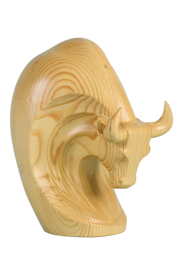 Atlas_Bull_Light_Yellow_Spruce_Wood_Luxury_Wooden_Sculptures_For_Home_Decor