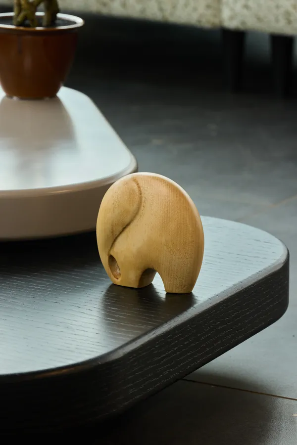Terra_Elephant_Cream_Beige_Maple_Luxury_Wooden_Sculptures_For_Home_Decor