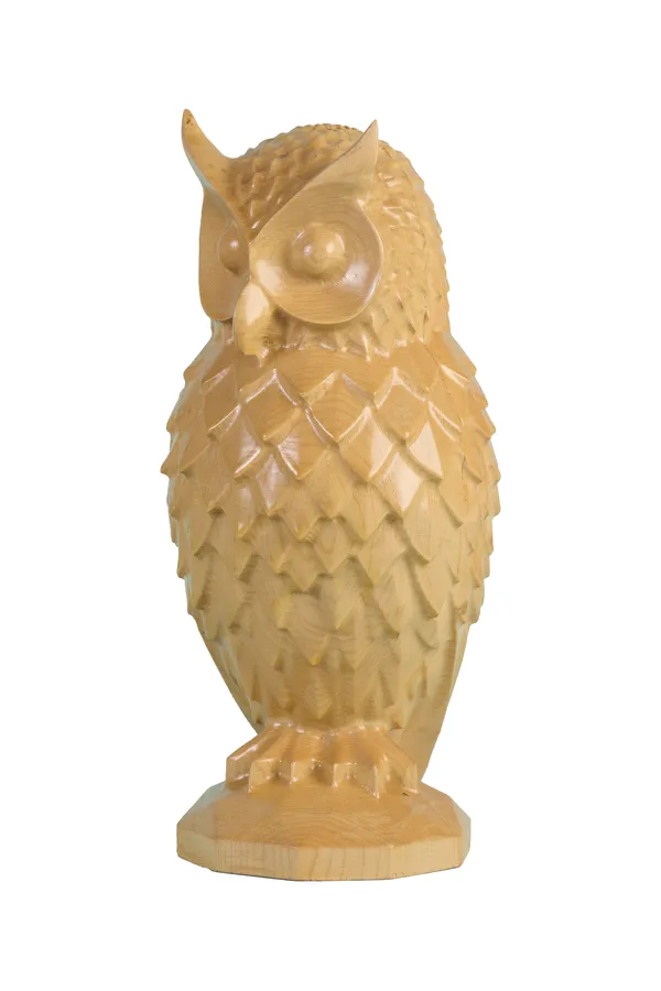 Nocturnal_Owl_Cream_Beige_Maple_Luxury_Wooden_Sculptures_For_Home_Decor
