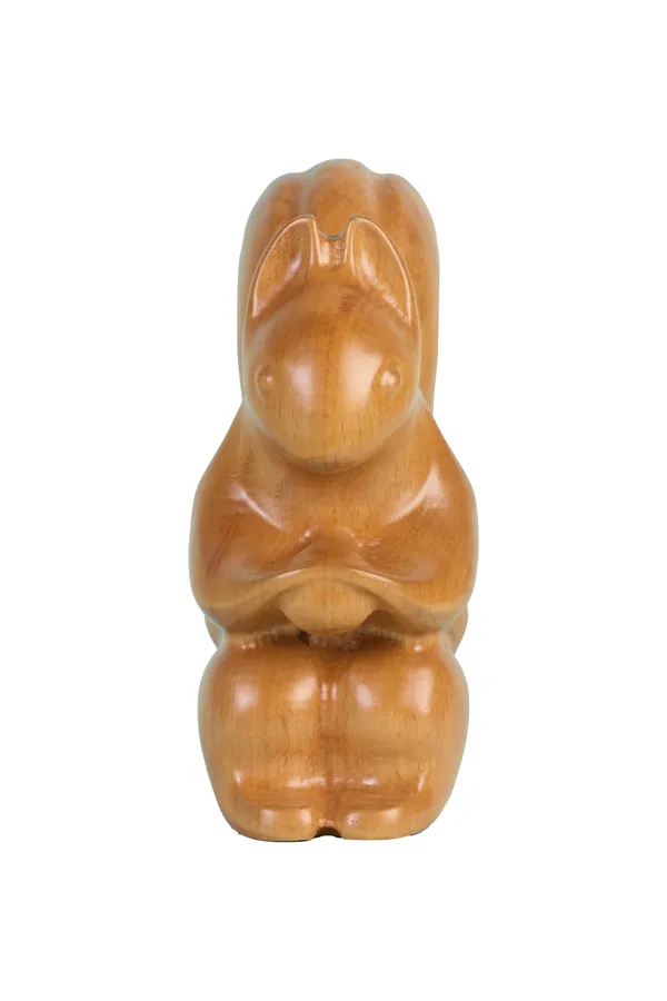 Nutkin_Squirrel_Pinkish_Brown_Steam_Beech_Luxury_Wooden_Sculptures_For_Home_Decor