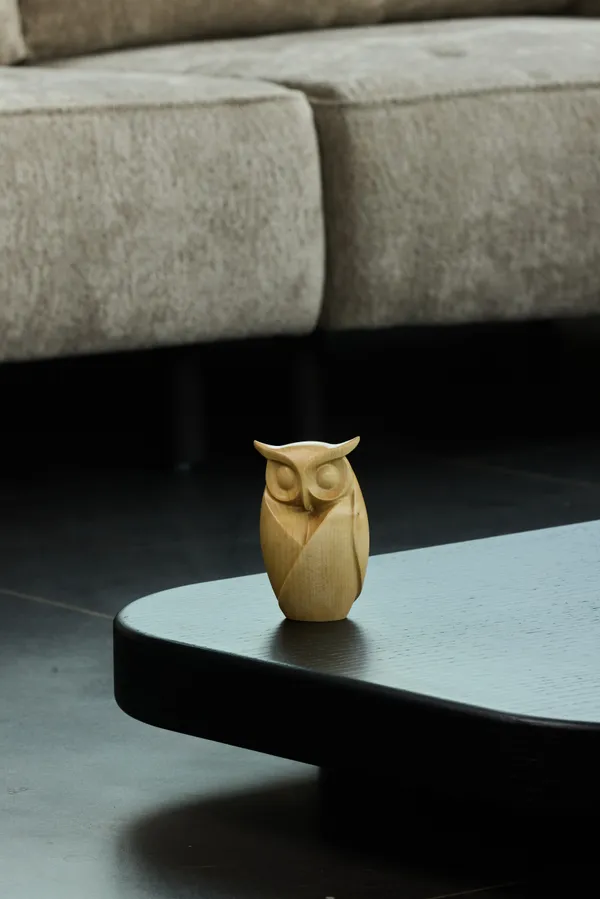 Twilight_Owl_Cream_Beige_Maple_Luxury_Wooden_Sculptures_For_Home_Decor