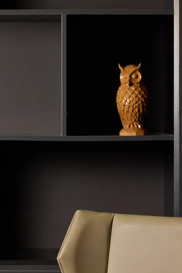 Nocturnal_Owl_Pinkish_Brown_Steam_Beech_Luxury_Wooden_Sculptures_For_Home_Decor