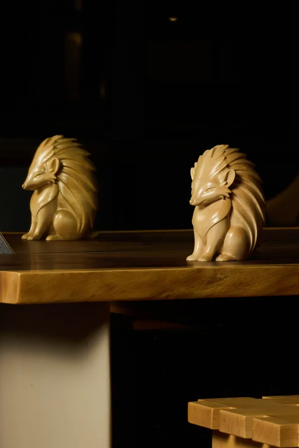 Woodland_Hedge_Cream_Beige_Maple_Luxury_Wooden_Sculptures_For_Home_Decor