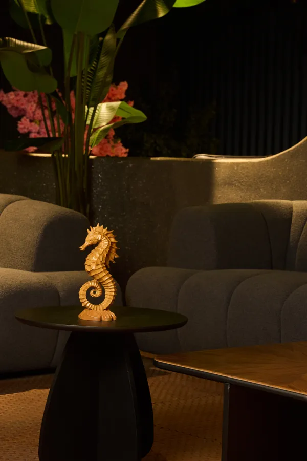 Coral_Seahorse_Pinkish_Brown_Steam_Beech_Luxury_Wooden_Sculptures_For_Home_Decor
