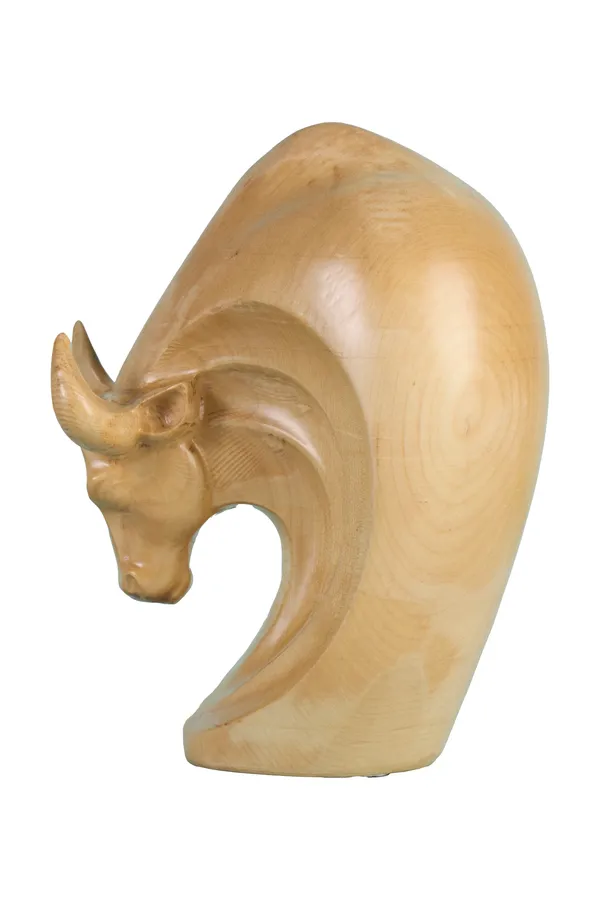 Atlas_Bull_Cream_Beige_Maple_Luxury_Wooden_Sculptures_For_Home_Decor