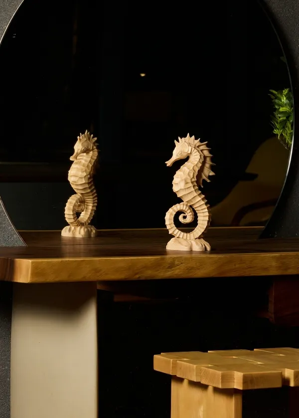 Coral_Seahorse_Light_Yellow_Spruce_Wood_Luxury_Wooden_Sculptures_For_Home_Decor