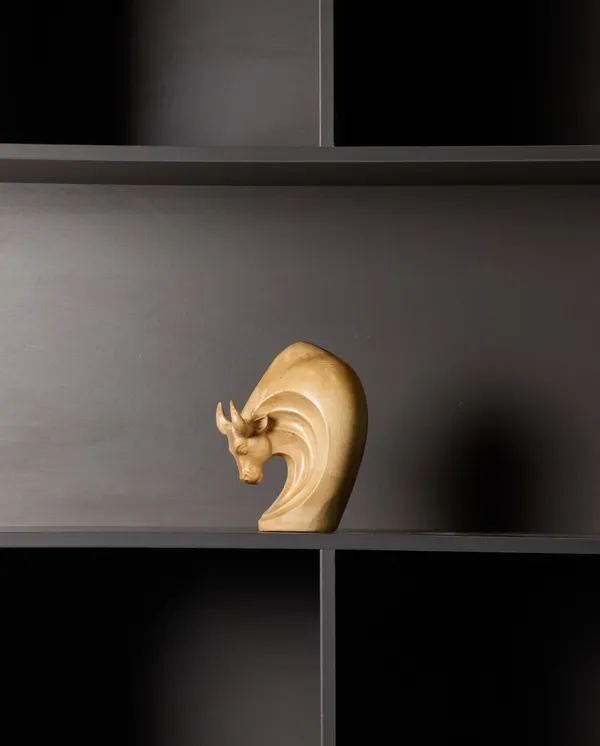 Atlas_Bull_Cream_Beige_Maple_Luxury_Wooden_Sculptures_For_Home_Decor