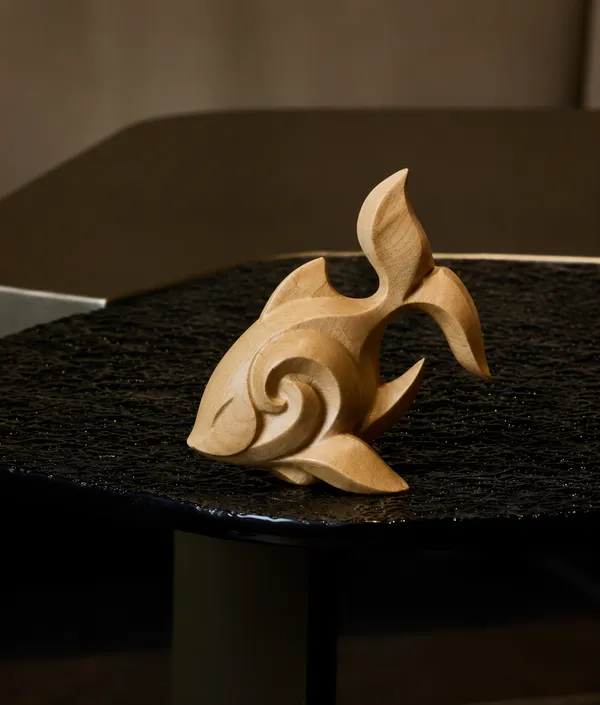 Marine_Flow_Small_Fish_Cream_Beige_Maple_Luxury_Wooden_Sculptures_For_Home_Decor