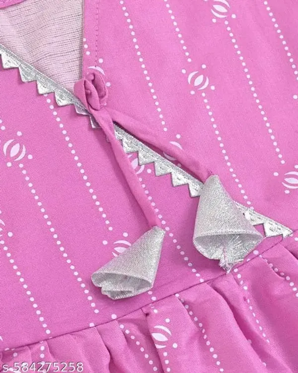 Pink_Printed_Sleeveless_Kurti_Top_With_Leggings_Set_For_Kids