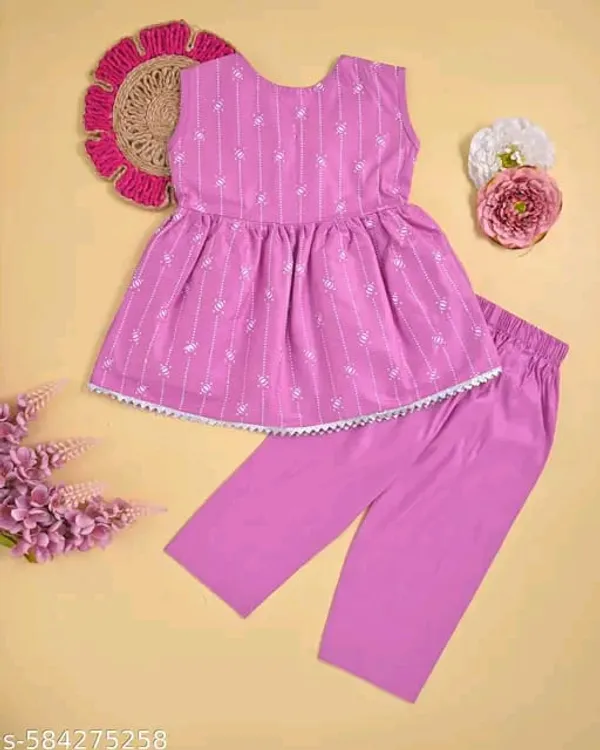 Pink_Printed_Sleeveless_Kurti_Top_With_Leggings_Set_For_Kids