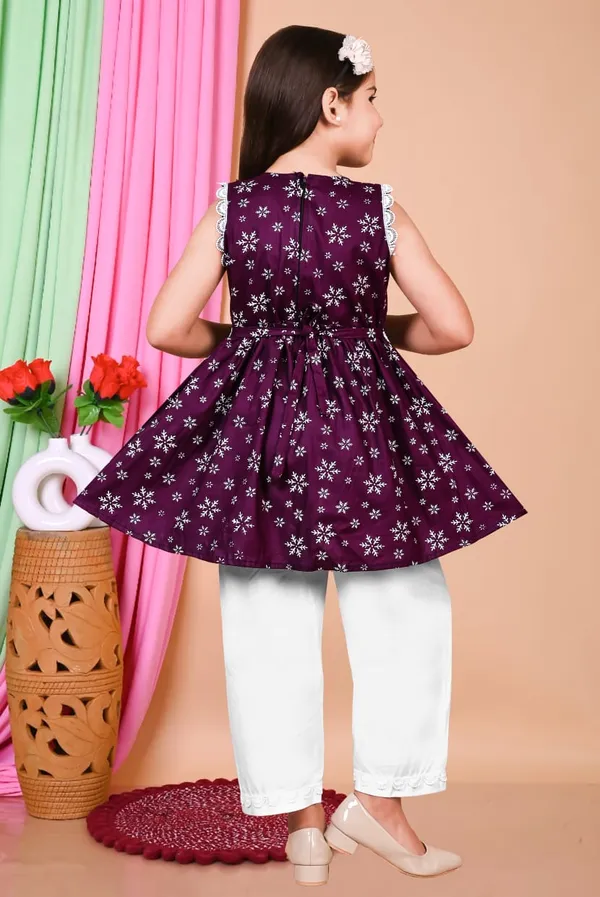 Sky_Blue_And_White_Stylish_Party_And_Festive_Wear_Outfit_Sleeveless_Printed_Kurti_With_Palazzo_Set_For_Kids(Pack_Of_2)